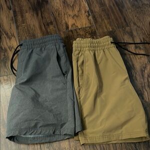 Old Navy Men's Dual Pack Shorts - Gray and Khaki